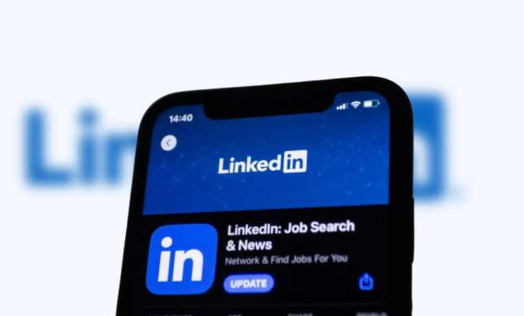 LinkedIn использует данные пользователей для обучения ИИ без согласия