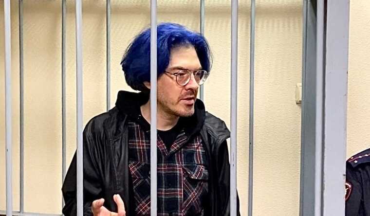 Из СИЗО отпустили блогера-инцела Алексея Поднебесного