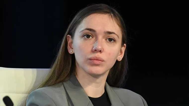 Любовница высокопоставленного чиновника под прицелом: у Ксении Разуваевой прошли обыски