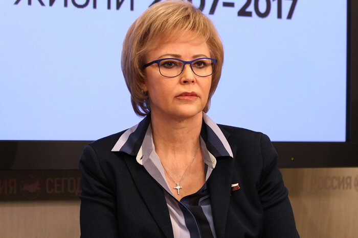В Госдуме обсуждают запрет на свободную продажу антибиотиков и контрацептивов