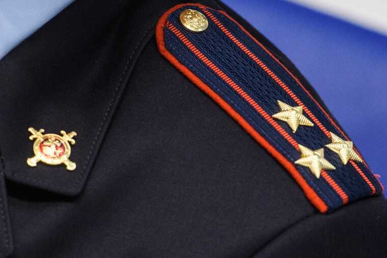 Избиение офицеров наружного наблюдения обернулось увольнением высокопоставленных сотрудников УЭБиПК