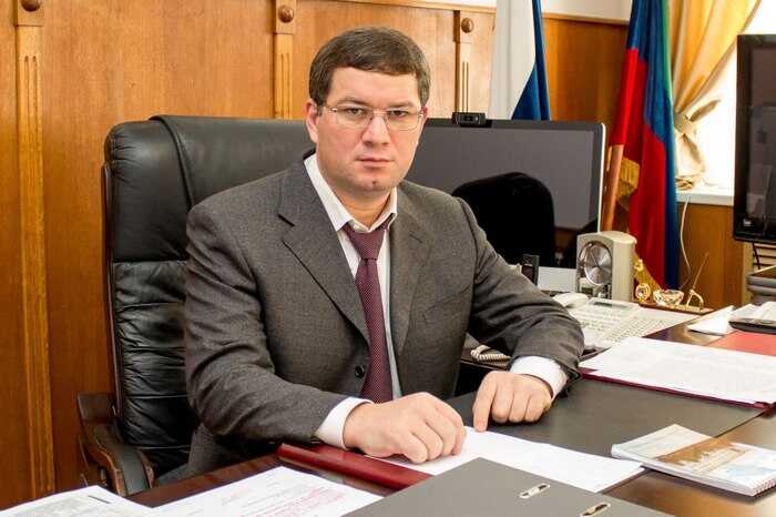 Возбуждено уголовное дело в отношении главы Карабудахкентского района за мошенничество с подрядом