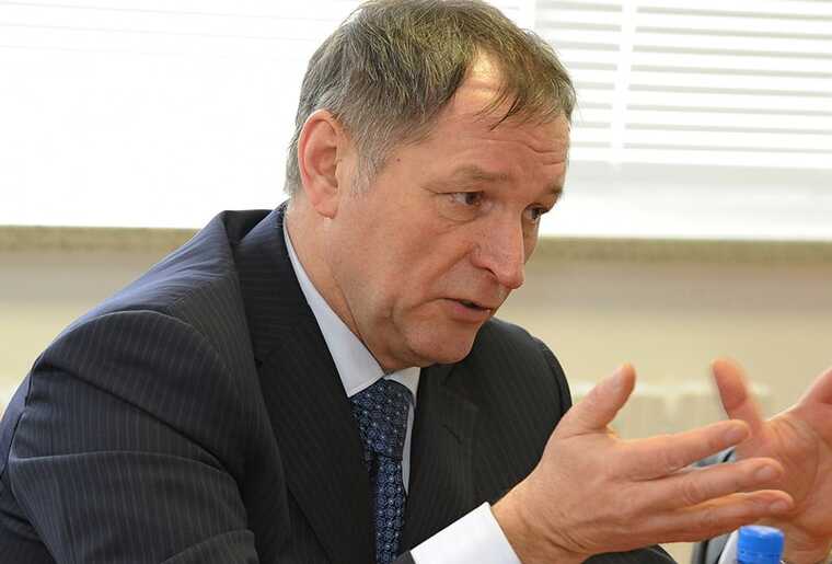 Константину Струкову дали неделю, чтобы уступить активы «сечинской тусовке» под контролем ФСБ