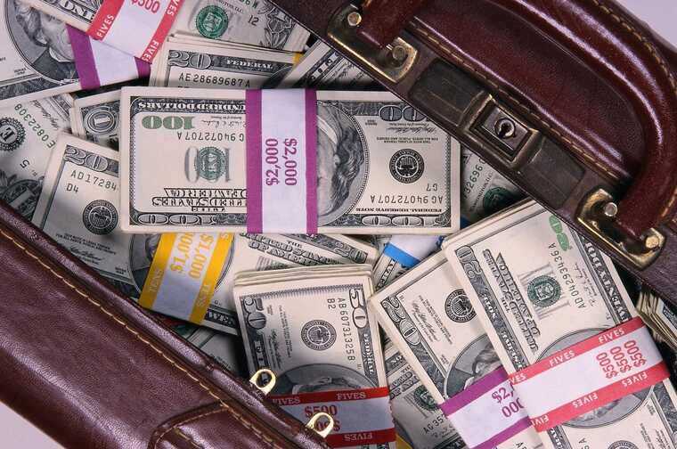 Российские власти конфисковали частный бизнес  на 49,5 миллиарда долларов  из-за дефицита бюджета