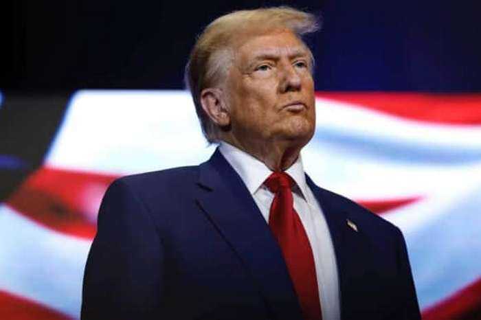 Сторонники Трампа предупреждают: замалчивание дела Эпштейна может стоить республиканцам большинства в Конгрессе