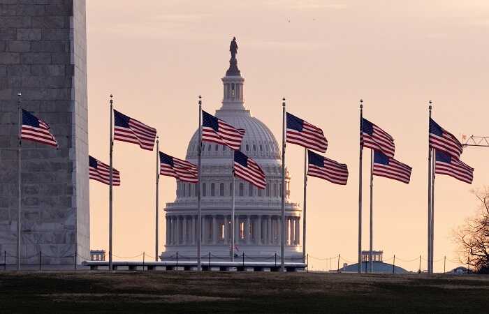 Сенат США временно прекратил работу над законопроектом о санкциях против РФ