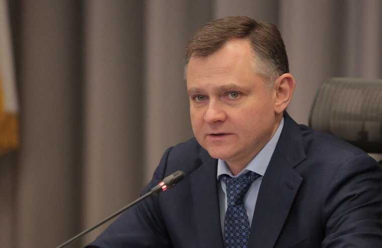 Госконтракты «под ключ»: как семья Юрия Слюсаря получает миллионы из бюджета Ростовской области без конкуренции