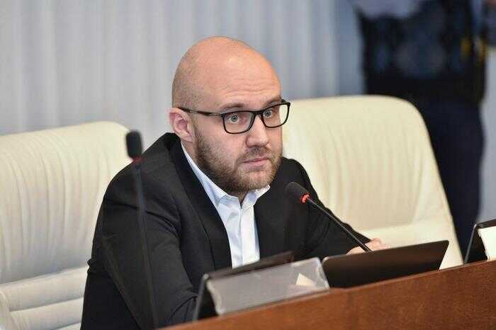 Экс-депутат Илья Лисняк обвинил бывшего помощника Алексея Меркурьева в многомиллионных махинациях