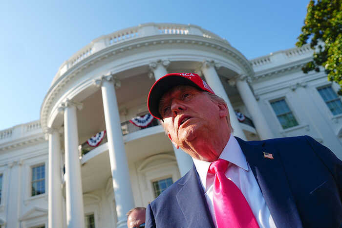 Трамп обвиняет WSJ в публикации фальшивого письма и готовится к судебному разбирательству