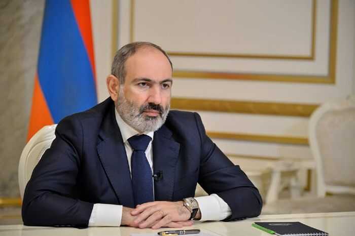 Премьер-министр Армении заявил о намерении сместить католикоса, назвав его «антихристом» и пообещав «освободить» церковь от его влияния