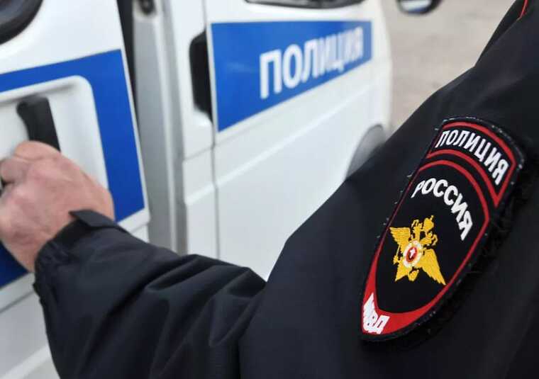 По «делу Базы» задержаны трое полицейских — их обвиняют в передаче служебных сводок журналистам