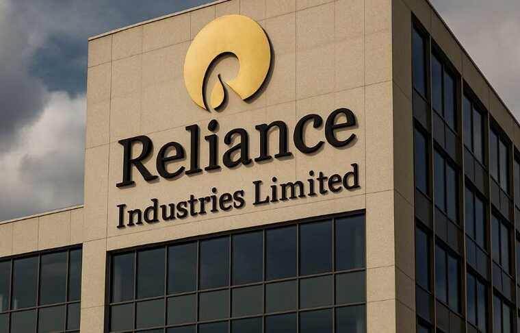 Индийский нефтегазовый гигант Reliance отходит от российской нефти из-за риска пошлин и санкций