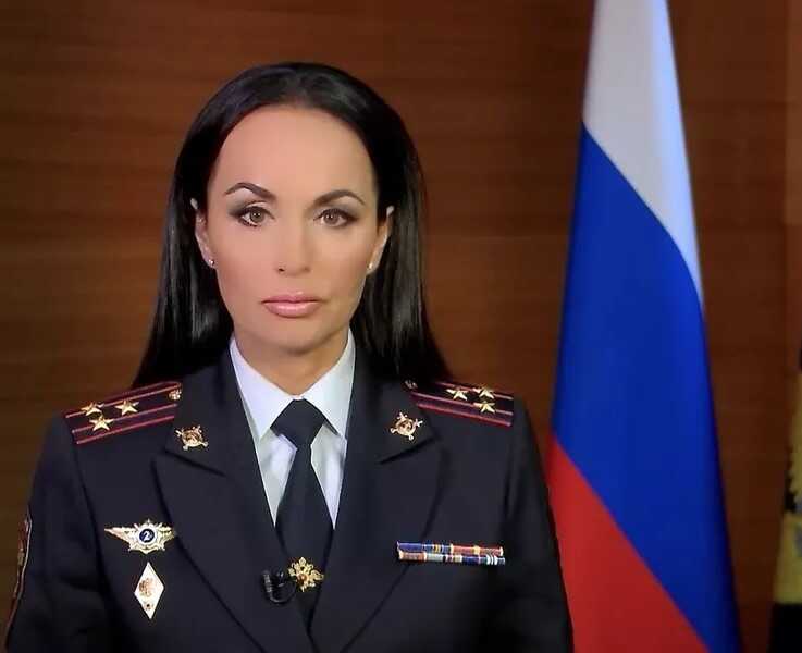 ФСБ провела задержания полицейских, сливших сводки проекту «База», а МВД отчиталось о «своей» операции