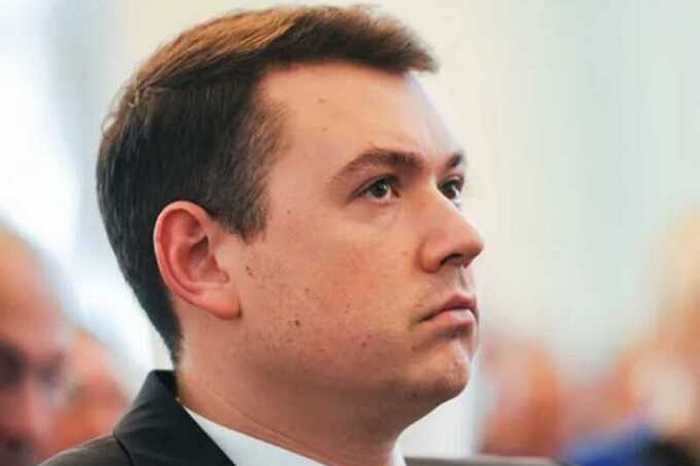 Задержанных чиновников Челябинской области этапировали в Москву по делу о коррупции при строительстве элитного коттеджа
