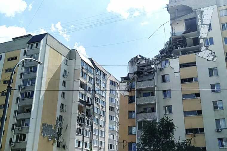 Взрыв в саратовской многоэтажке вызывает сомнения на фоне покровительства застройщика силовикам