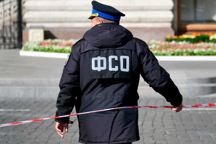 На фоне кадровых изменений дело о хищении почти 44 миллионов рублей стало ареной конфликта между ФСО и Следственным комитетом