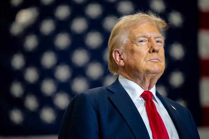 Трамп отложил решение о новых санкциях против России до переговоров с Путиным
