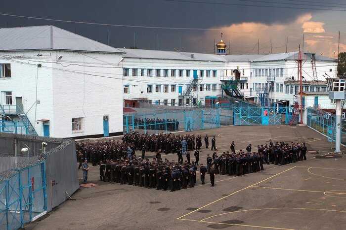 В ИК-6 региона Омск осуждённый Эргашев предпринял попытку суицида