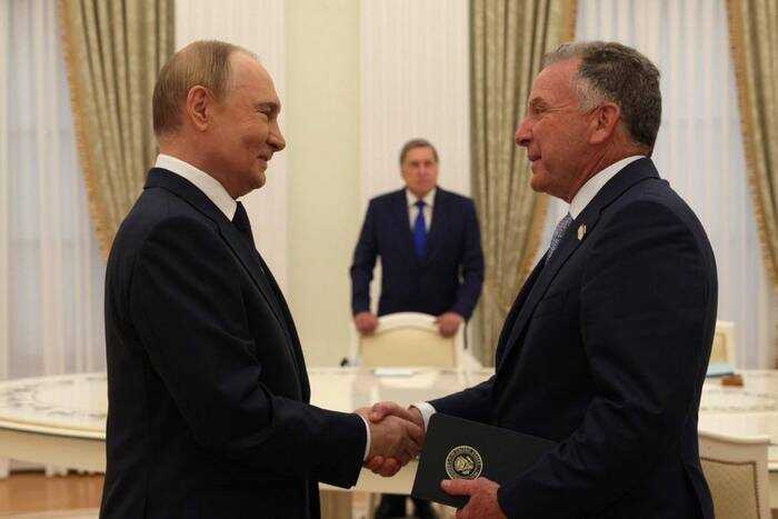 Путин предложил Трампу завершить конфликт при условии передачи Донецкой области