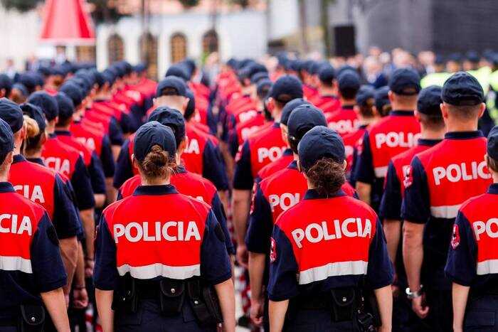Albanian police arrested 10 members of a major drug network with assets worth millions of euros