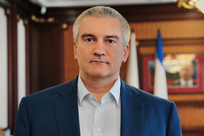 Главу Крыма Сергея Аксёнова спецбортом доставили в Москву после обысков ФСБ и изъятия документов о коррупции и земельных махинациях