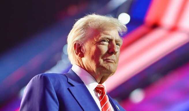 Трамп отказался от перемирия и поддержал заключение полноценного мирного договора